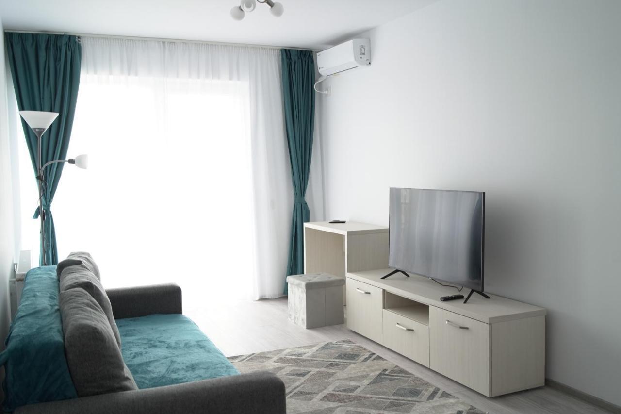 Peace House Appartement Oradea Buitenkant foto