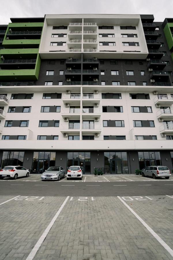 Peace House Appartement Oradea Buitenkant foto